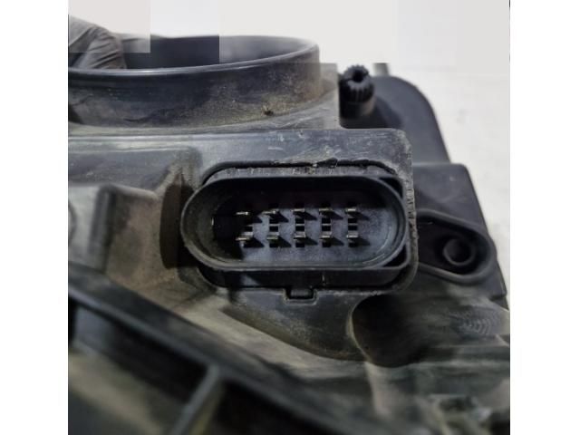 bontott AUDI A5 Jobb Xenon Fényszóró