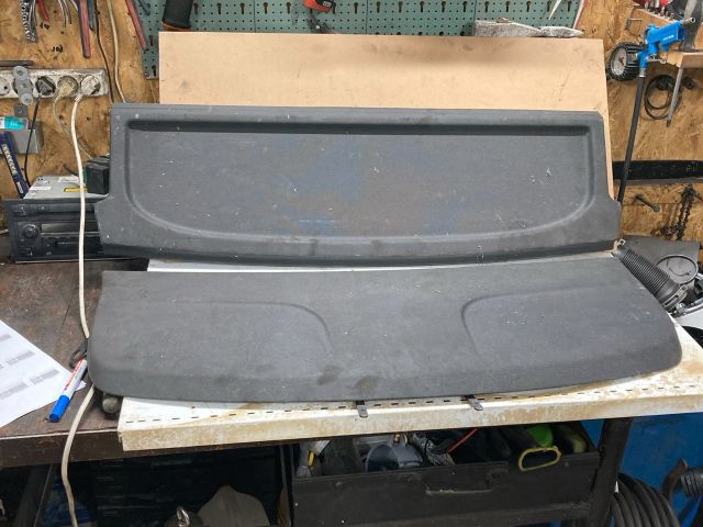 bontott AUDI A5 Kalaptartó