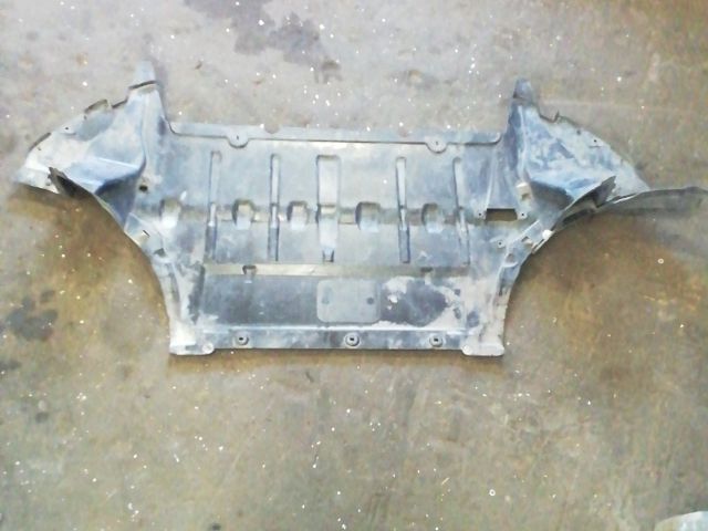 bontott AUDI A5 Kartervédő