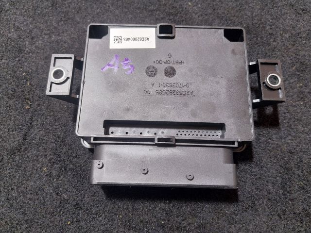 bontott AUDI A5 Kézifék Elektronika