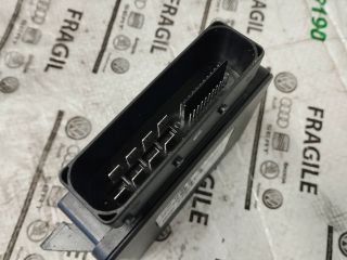 bontott AUDI A5 Kézifék Elektronika