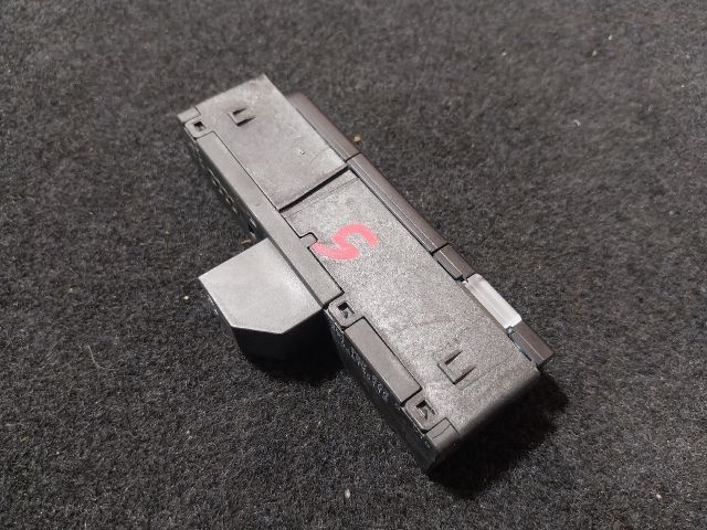 bontott AUDI A5 Kipörgésgátló Kapcsoló