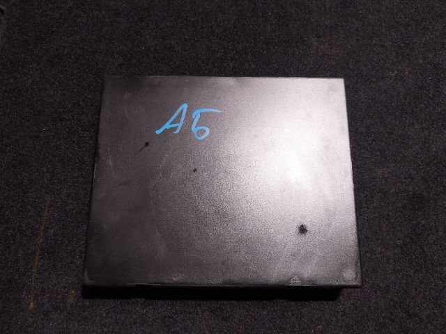 bontott AUDI A5 Komfort Elektronika