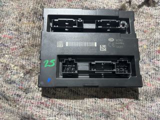 bontott AUDI A5 Komfort Elektronika