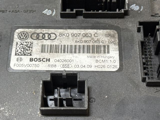 bontott AUDI A5 Komfort Elektronika