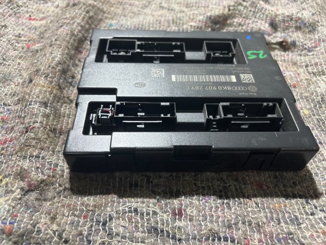 bontott AUDI A5 Komfort Elektronika