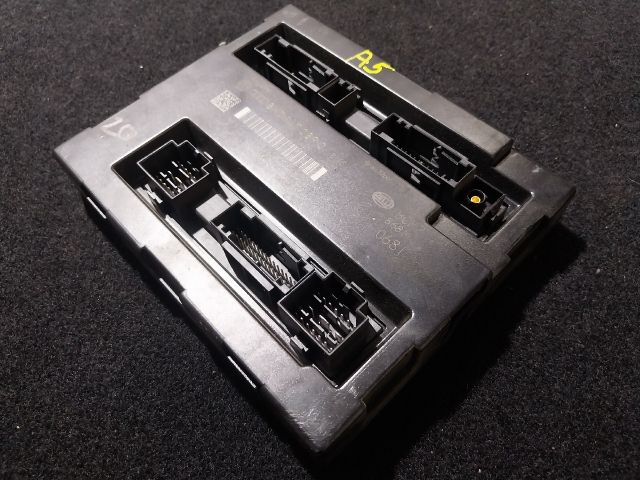 bontott AUDI A5 Komfort Elektronika