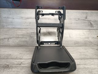 bontott AUDI A5 Könyöklő