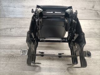 bontott AUDI A5 Könyöklő