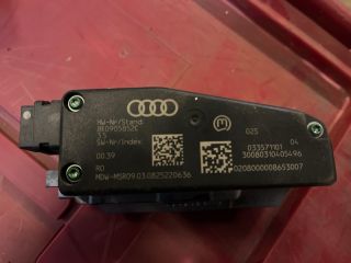 bontott AUDI A5 Kormányzár (Elektromos)