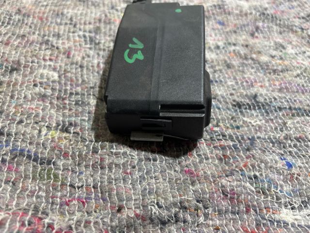 bontott AUDI A5 Kormányzár (Elektromos)