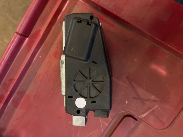 bontott AUDI A5 Kormányzár (Elektromos)