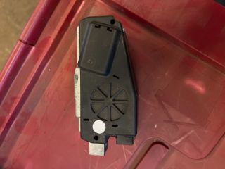 bontott AUDI A5 Kormányzár (Elektromos)