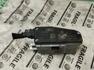 bontott AUDI A5 Kormányzár (Elektromos)