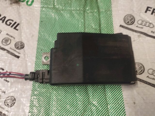 bontott AUDI A5 Kormányzár (Elektromos)