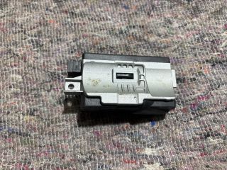 bontott AUDI A5 Kormányzár (Elektromos)