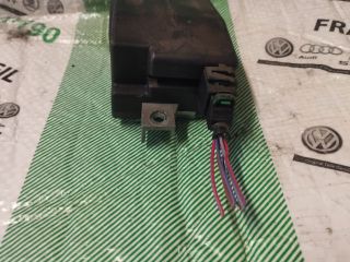 bontott AUDI A5 Kormányzár (Elektromos)