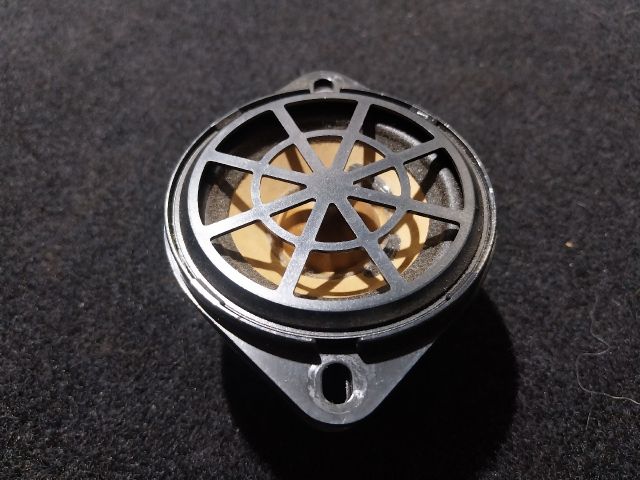 bontott AUDI A5 Középső Műszerfal Hangszóró