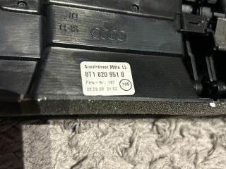 bontott AUDI A5 Középső Szellőző