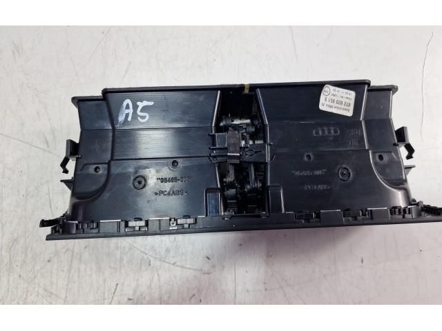 bontott AUDI A5 Középső Szellőző