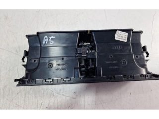 bontott AUDI A5 Középső Szellőző