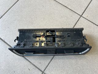 bontott AUDI A5 Középső Szellőző