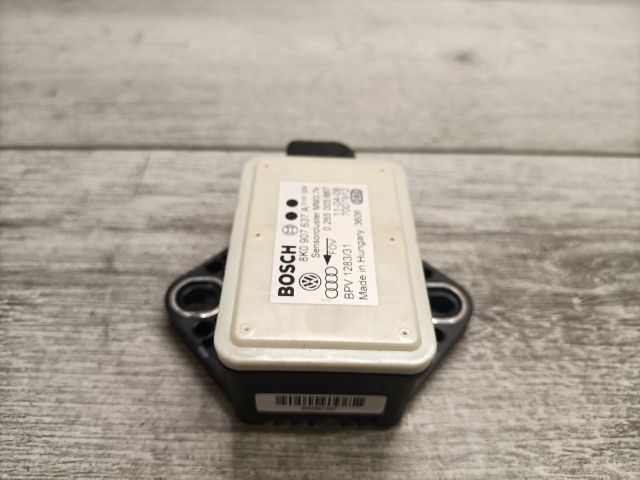 bontott AUDI A5 Központi Ütközés Érzékelő