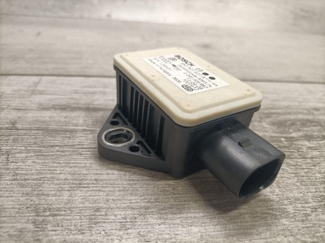 bontott AUDI A5 Központi Ütközés Érzékelő