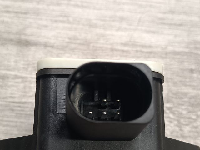 bontott AUDI A5 Központi Ütközés Érzékelő