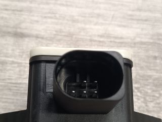 bontott AUDI A5 Központi Ütközés Érzékelő