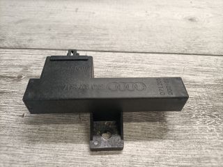 bontott AUDI A5 Központizár Antenna