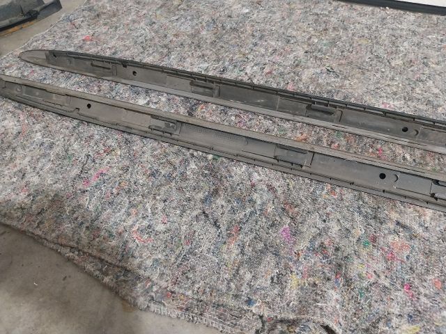 bontott AUDI A5 Küszöb Díszléc Szett