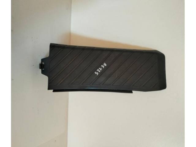 bontott AUDI A5 Lábtámasz Burkolat