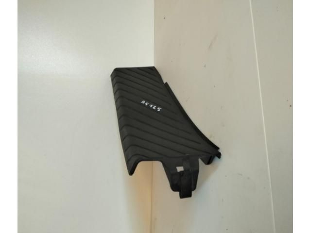 bontott AUDI A5 Lábtámasz Burkolat
