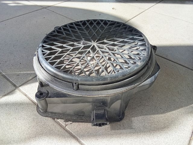 bontott AUDI A5 Mélynyomó Hangszóró