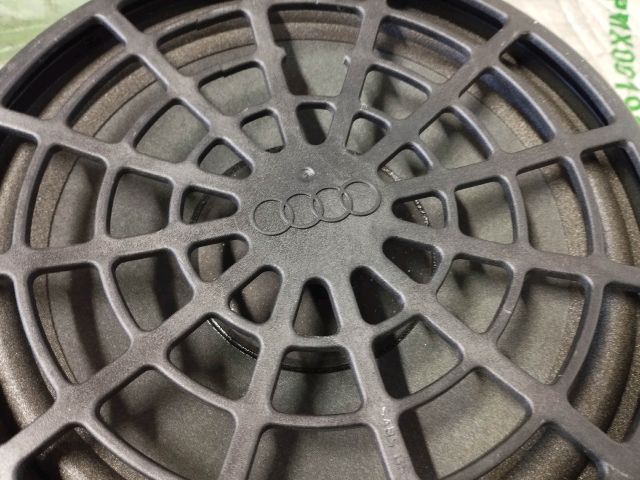 bontott AUDI A5 Mélynyomó Hangszóró