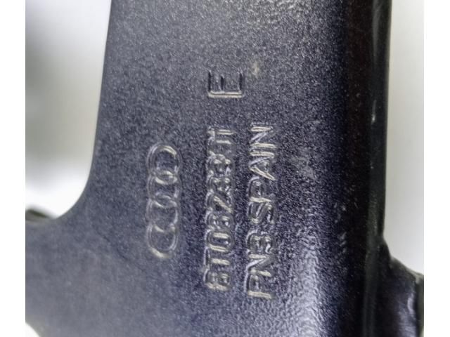 bontott AUDI A5 Motorháztető Bal Zsanér