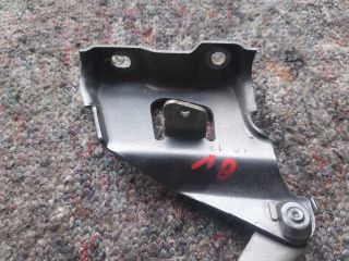 bontott AUDI A5 Motorháztető Jobb Zsanér