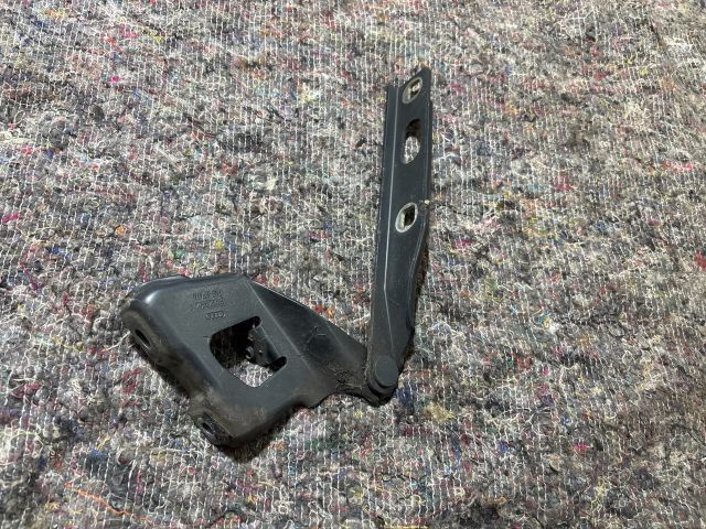 bontott AUDI A5 Motorháztető Jobb Zsanér