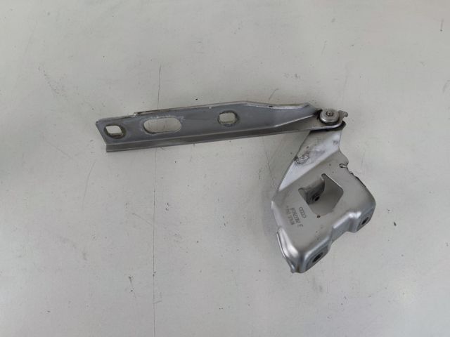 bontott AUDI A5 Motorháztető Jobb Zsanér