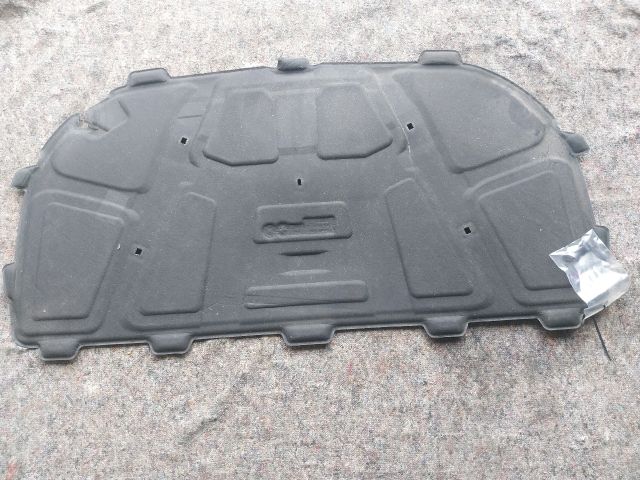 bontott AUDI A5 Motorháztető Szigetelés