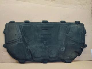 bontott AUDI A5 Motorháztető Szigetelés