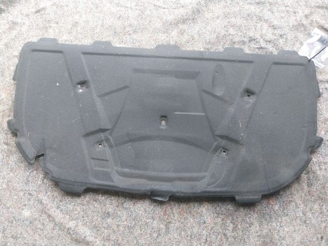 bontott AUDI A5 Motorháztető Szigetelés