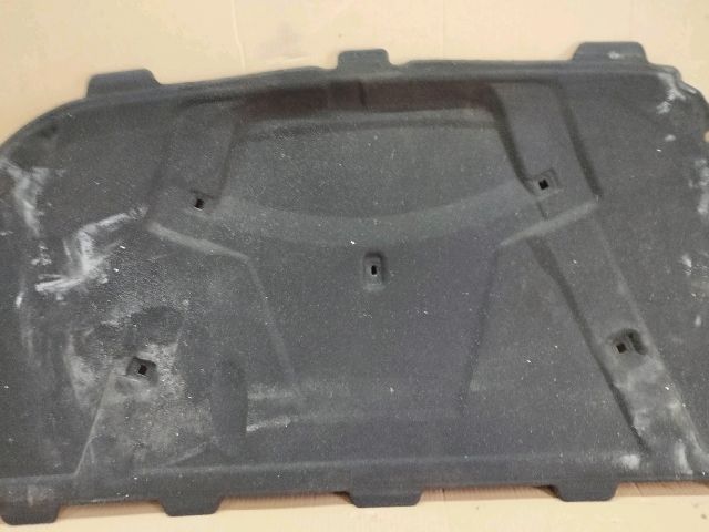 bontott AUDI A5 Motorháztető Szigetelés