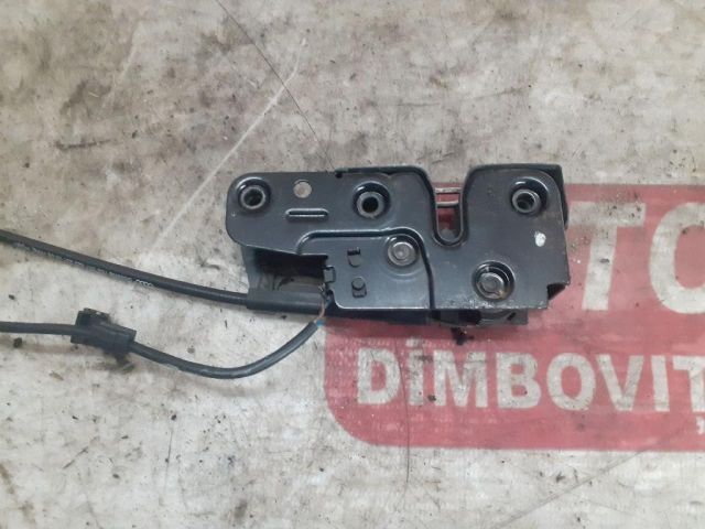 bontott AUDI A5 Motorháztető Zárszerkezet