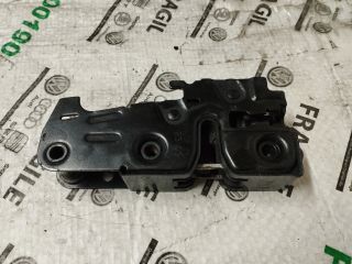 bontott AUDI A5 Motorháztető Zárszerkezet