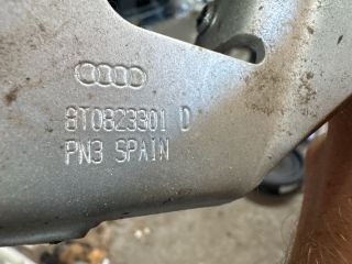 bontott AUDI A5 Motorháztető Zsanér Pár