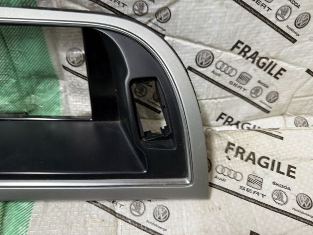 bontott AUDI A5 Multifunkciós Kijelző Keret