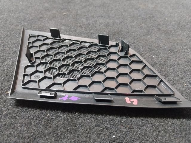 bontott AUDI A5 Műszerfal Bal Hangszóró Burkolat