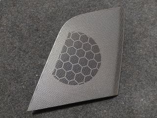 bontott AUDI A5 Műszerfal Jobb Hangszóró Burkolat